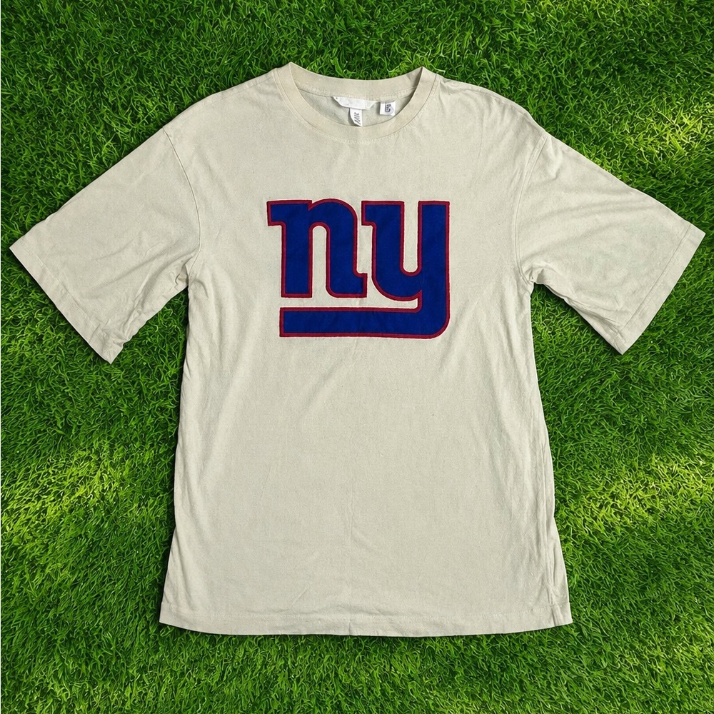 Uniqlo Cream Short-Sleeve Tee with Blue & Red 'ny' Logo